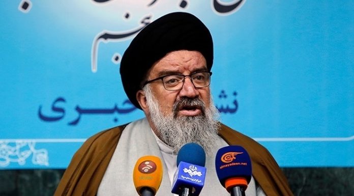 Ahmad Khatami : La constitution de la République islamique est la constitution la plus progressiste au monde