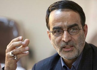 Javad Karimi-Ghodousi : En donnant de l’argent à n’importe qui à New York, nous allons nous venger de l’Amérique