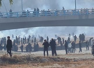 People of Isfahan: We are here to fight against the supreme leader