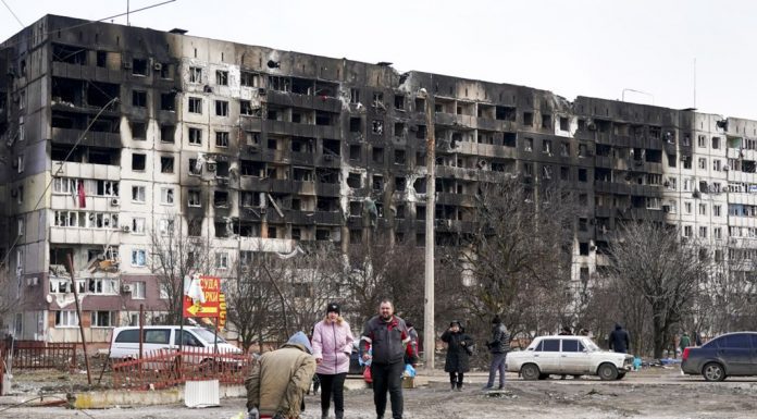 A mass grave with 200 bodies in Mariupol; Disappearance of journalists and officials in Ukraine